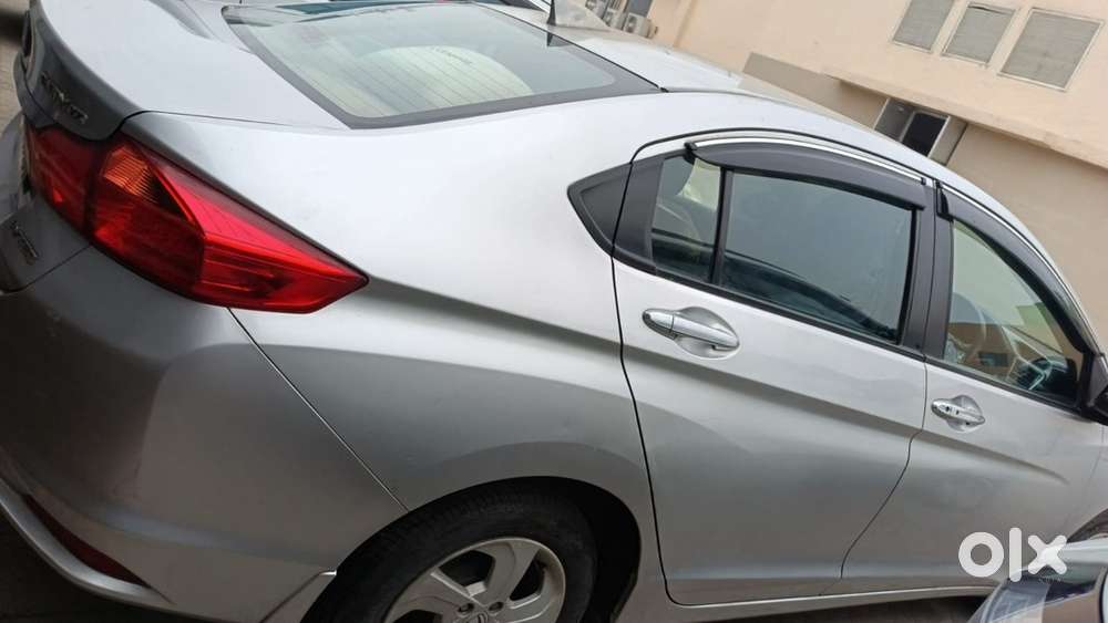 Ladi Driven, Less Run, Excellent Condition
