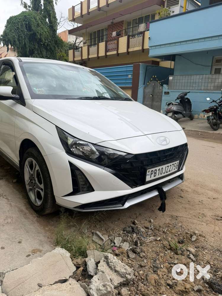 Hyundai New I20 Petrol Manual 2025