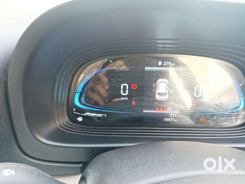 Well Maintained Single Hand Driven,hyundai Venue Mt Petrol 2025