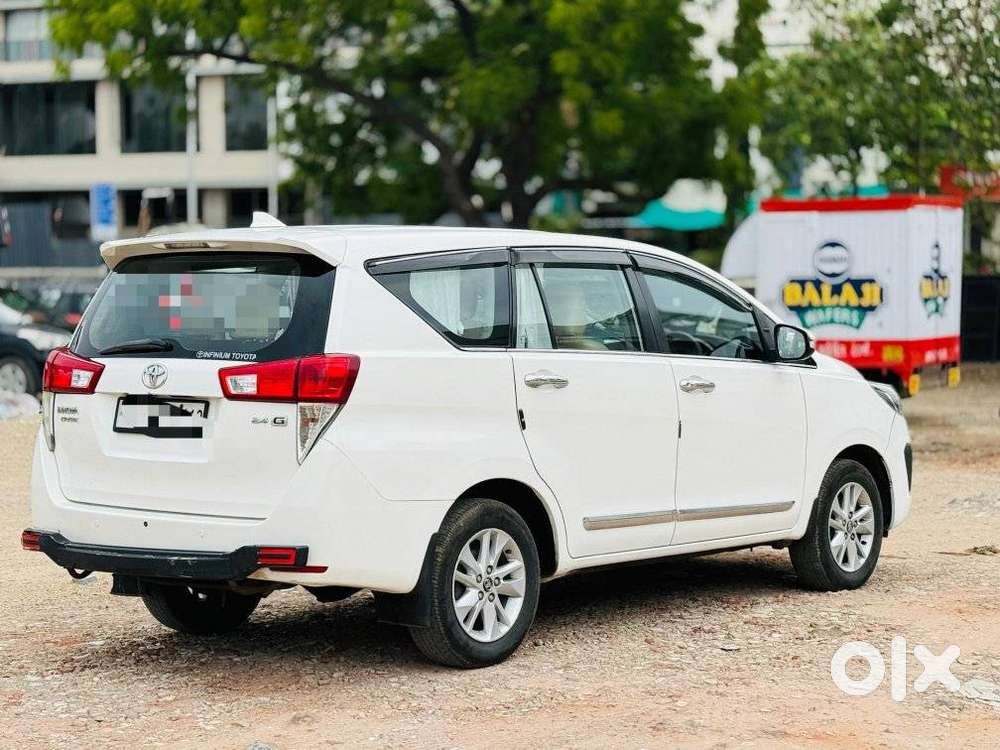 Toyota Innova Crysta 2.4 G Mt 7 Str, 2016, Diesel