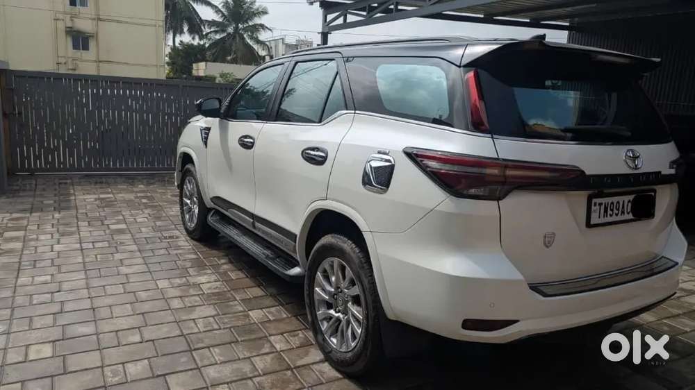 Toyota Fortuner 2022 Diesel 42000 Km Driven Automatic