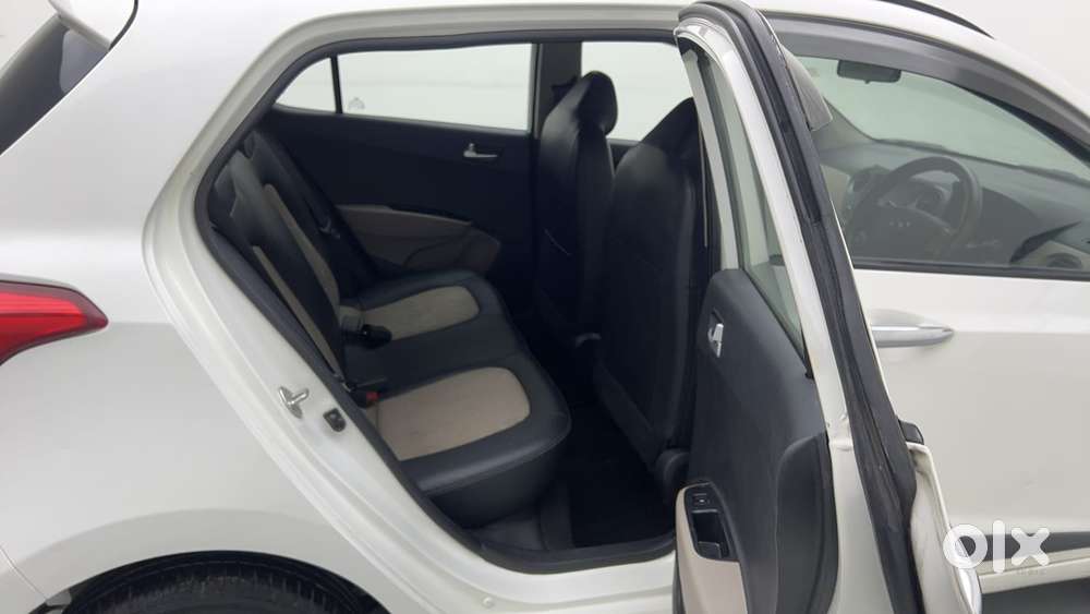 Hyundai Grand I10 [2017-2020] 1.2 Kappa Vtvt Sportz At, 2018, Petrol