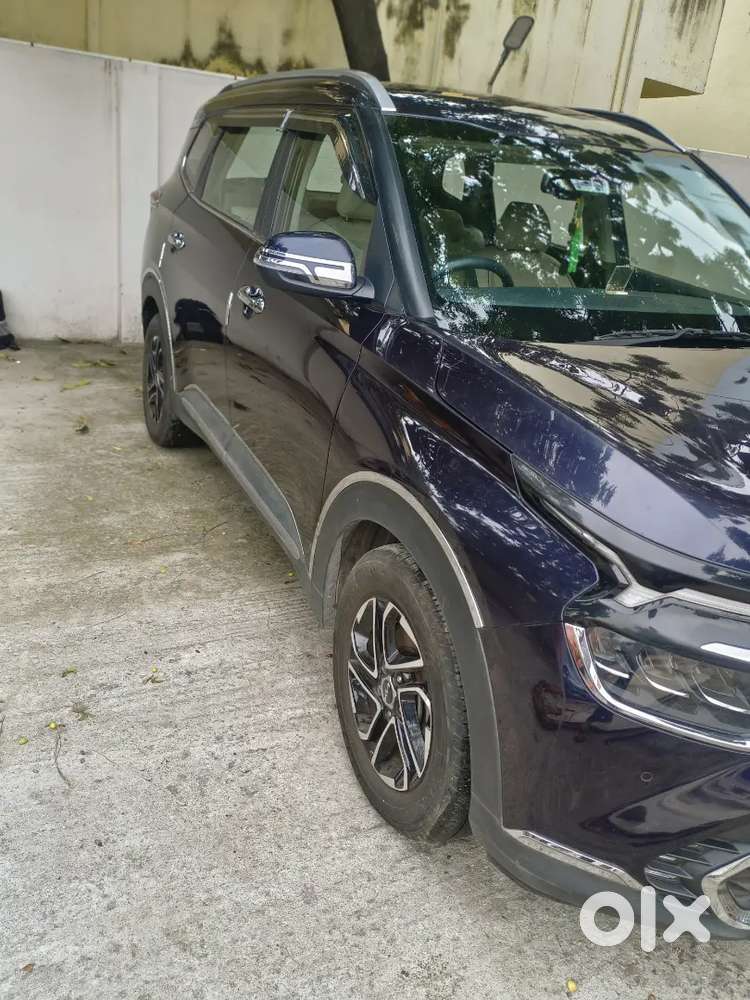 Kia Carens Luxury Plus 2024