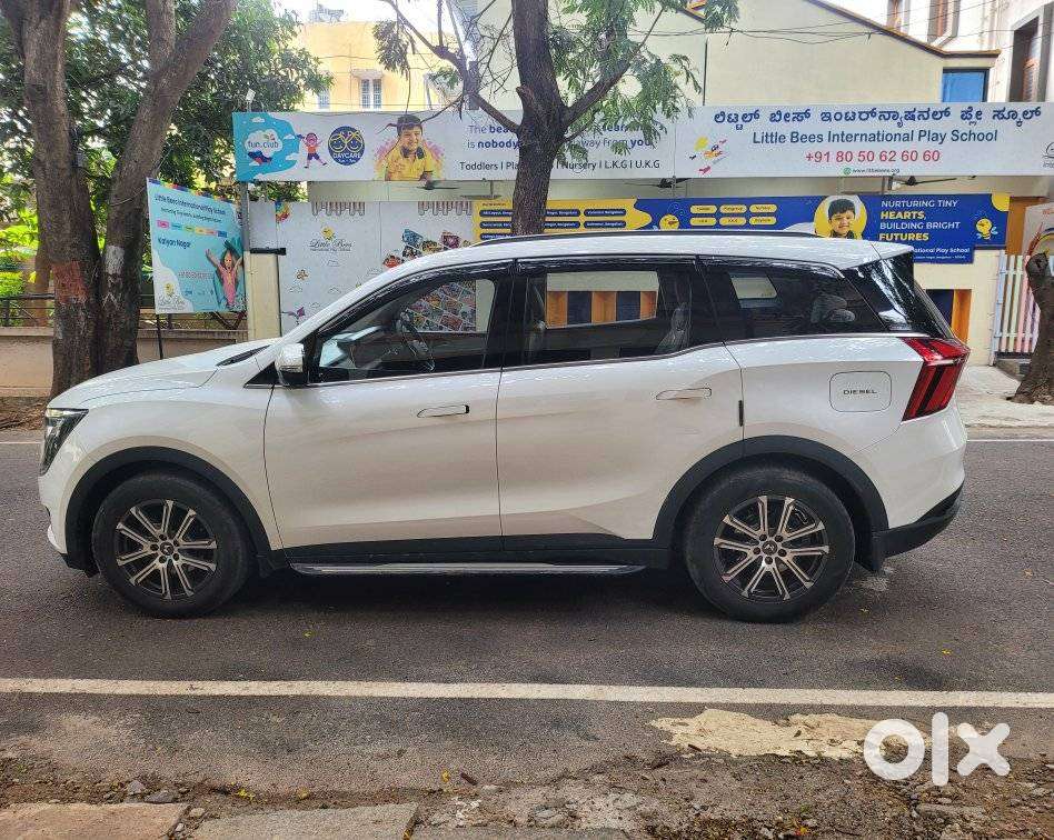Mahindra Xuv700 2.2 Ax 7 Diesel At Luxury Pack Str Awd, 2022, Diesel