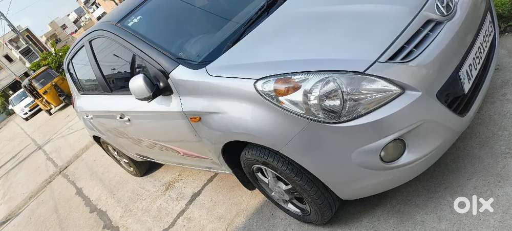 Hyundai I20 Asta Manual 2011