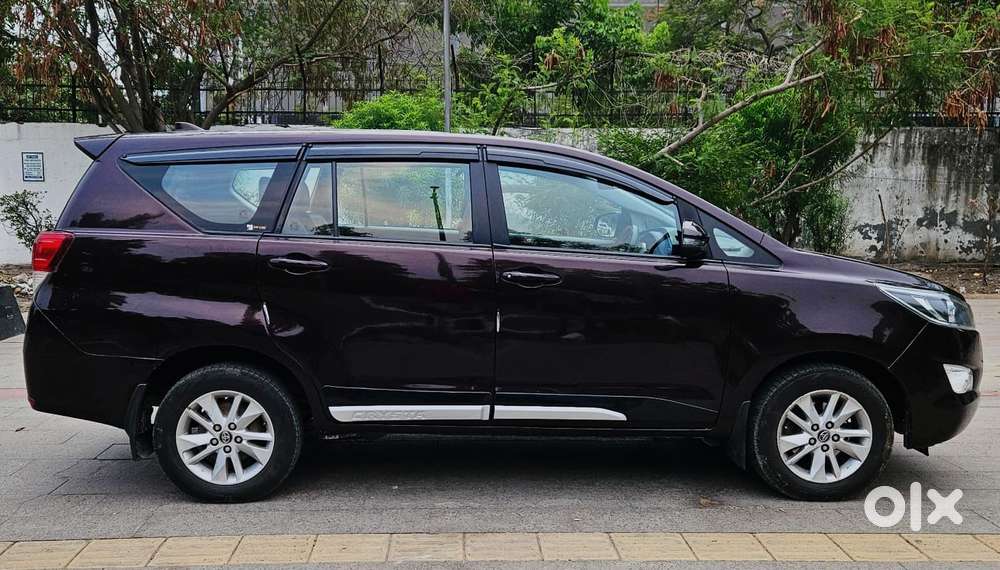 Toyota Innova Crysta 2.4 G Mt 7 Str, 2019, Diesel