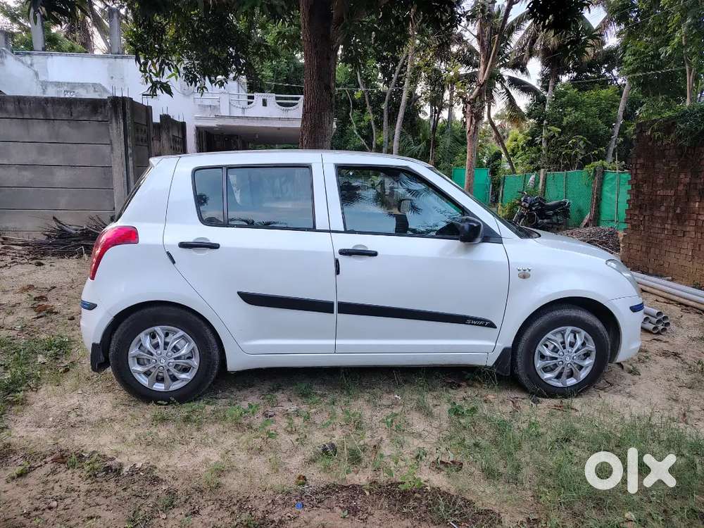 Maruti Suzuki Swift 2011 Model Lxi