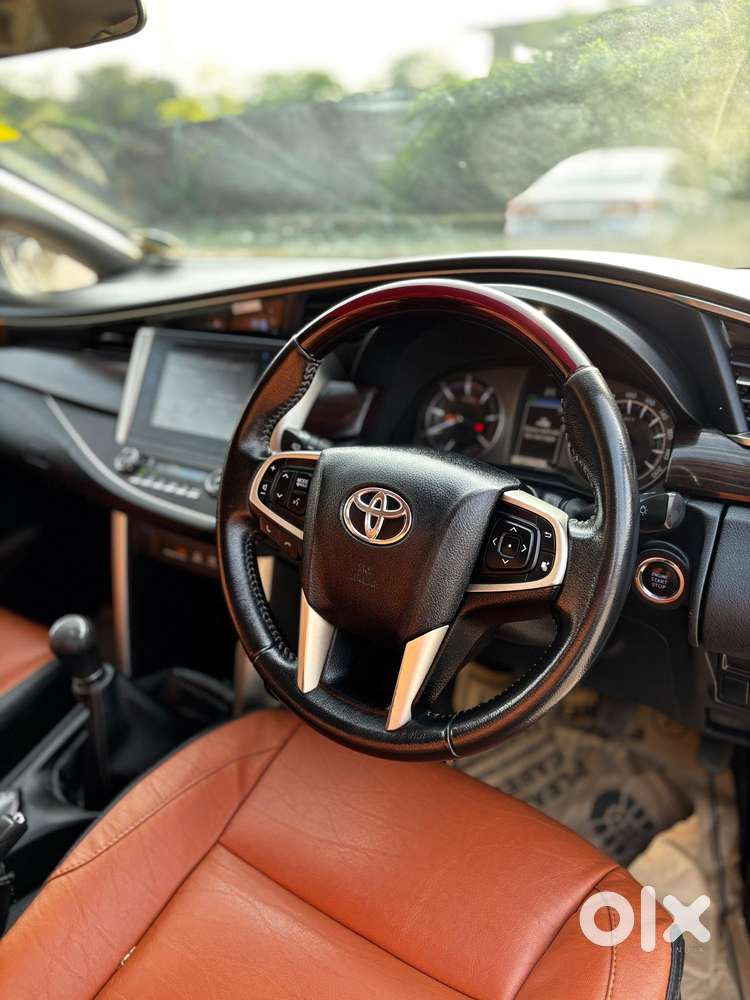 Toyota Innova Crysta