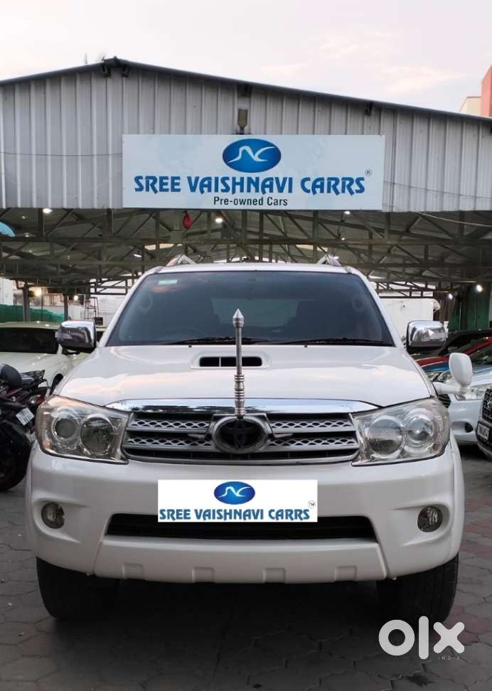 Toyota Fortuner 3.0 4x4 Manual, 2011, Diesel