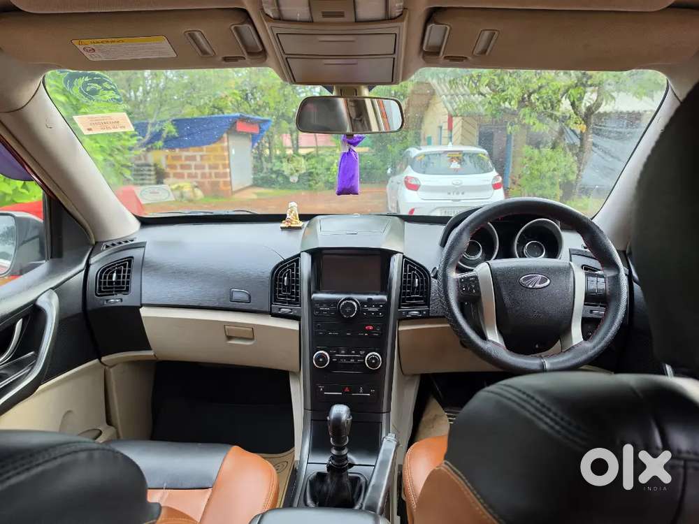 Mahindra Xuv500 W6 2016