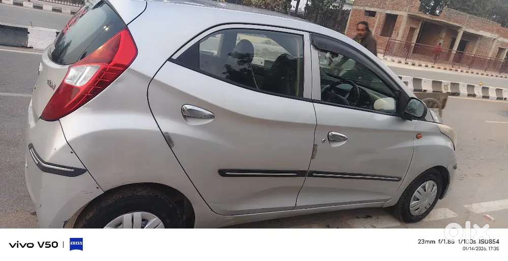 Hyundai Eon 2017 Petrol 120000 Km Driven
