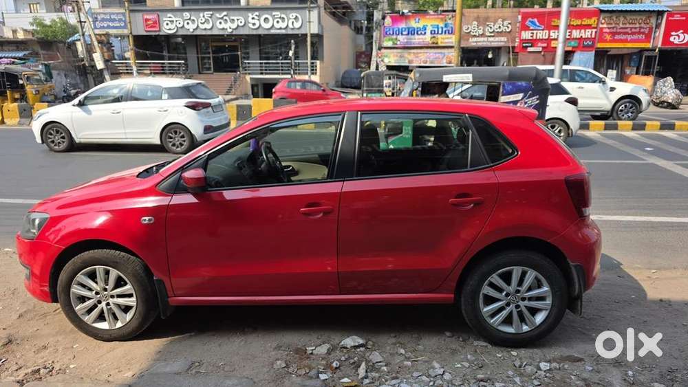 Volkswagen Polo 2014 Petrol 62000 Km Driven By Doctor