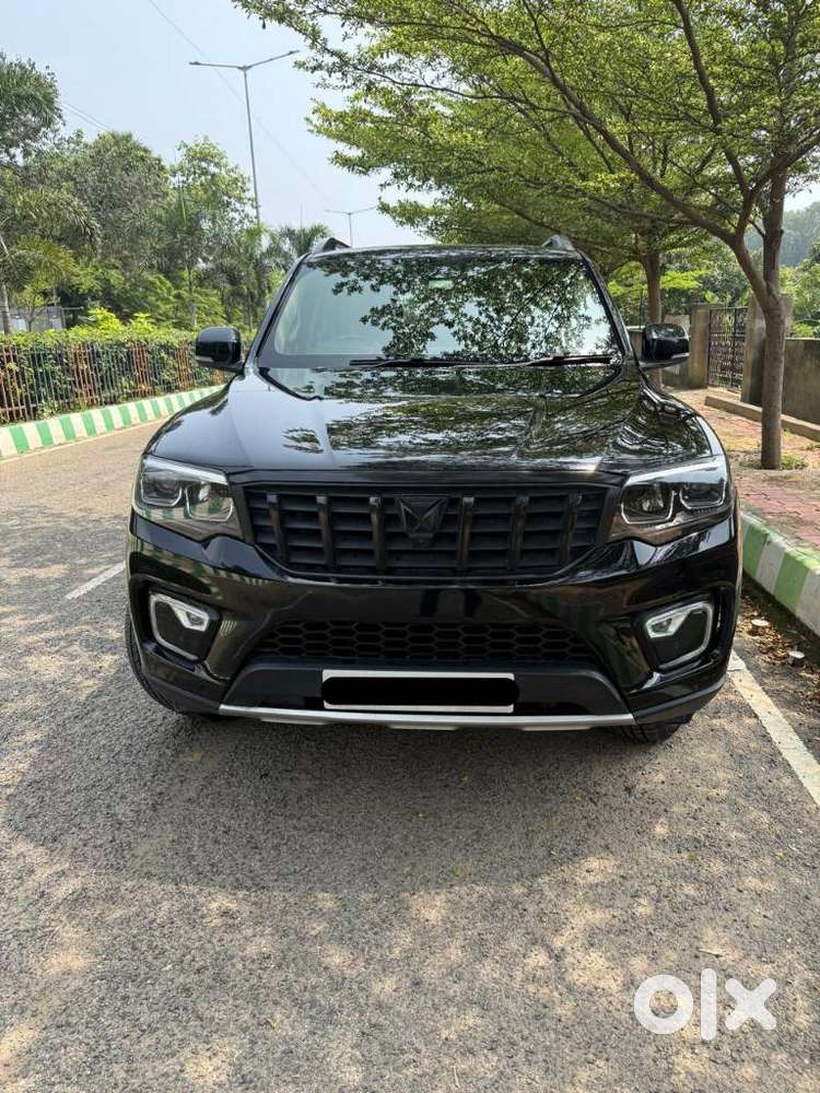 Mahindra Scorpio N Z8 L Petrol Mt 7 Str, 2022, Petrol