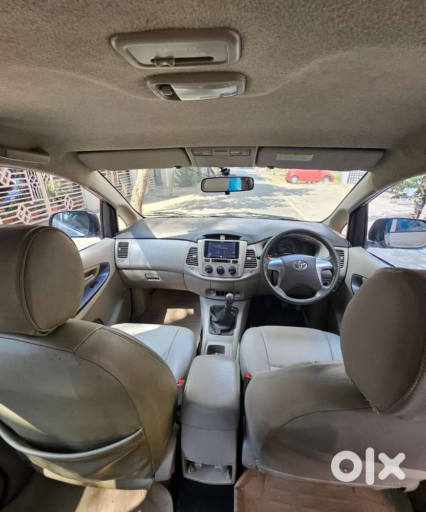 Toyota Innova 2.5 G (diesel) 7 Seater Bs Iv, 2014, Diesel