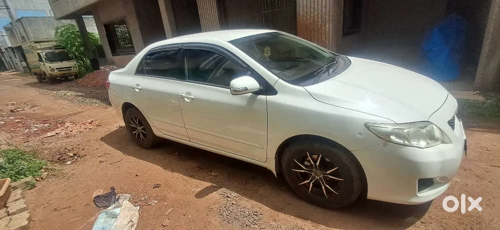Toyota Corolla Altis 2010