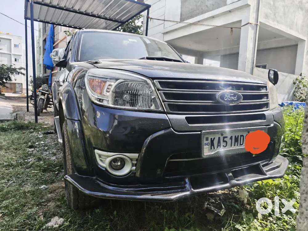 Ford Endeavour 2.5 Mt 2013 Diesel Second Owner