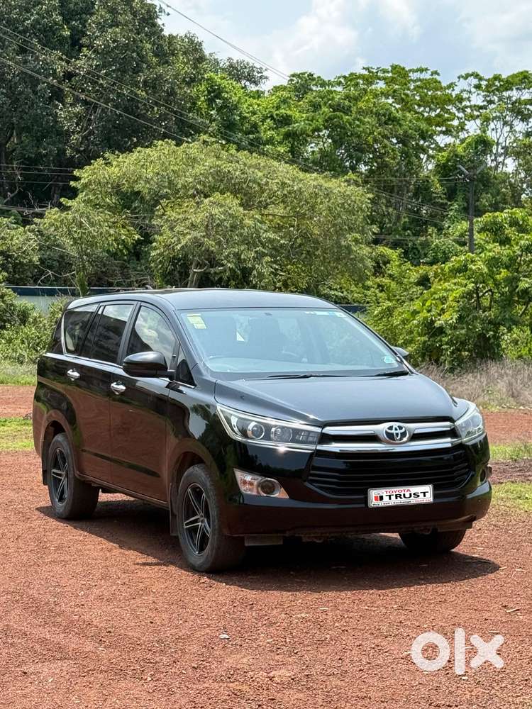 Toyota Innova Crysta 2.4 V 8 Str, 2017, Diesel
