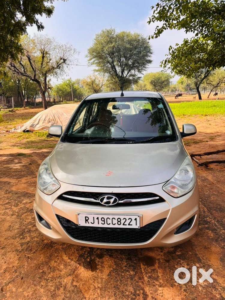 Hyundai Petrol Car 2012