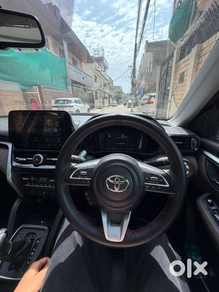 Toyota Urban Cruiser Hyryder 2024 Well Maintained