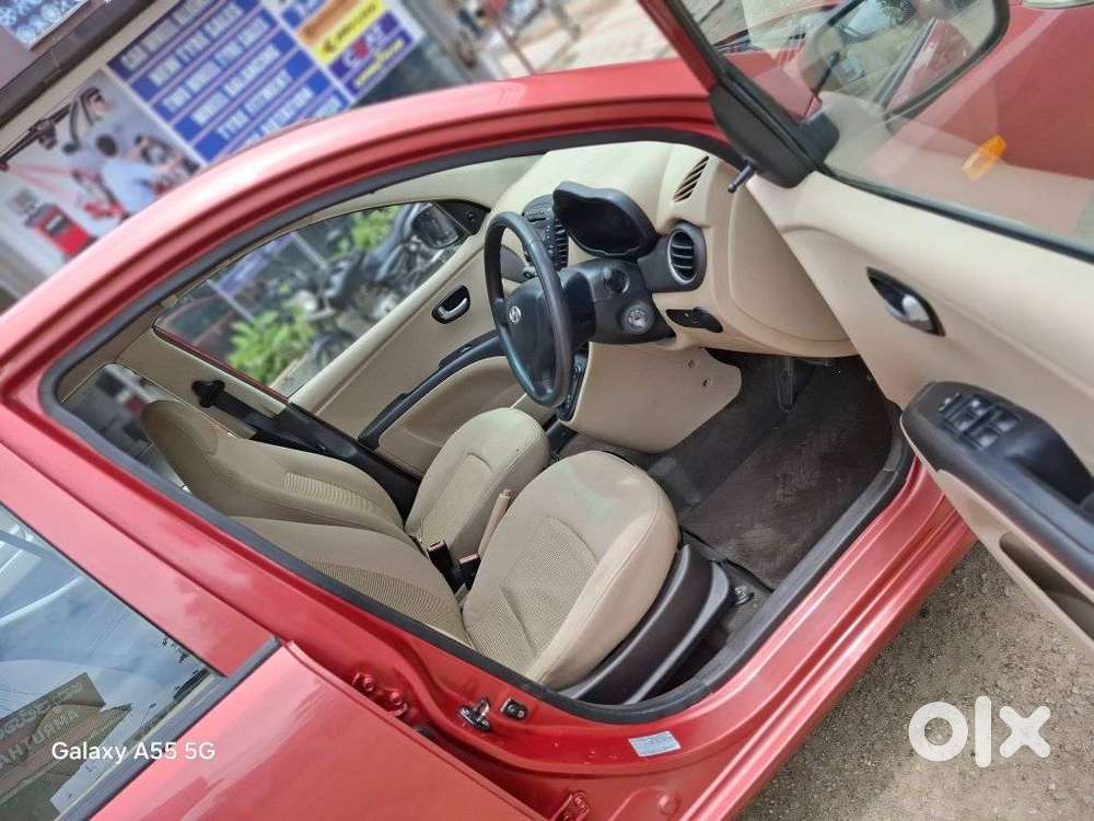 Hyundai I10 Sportz At, 2010, Petrol