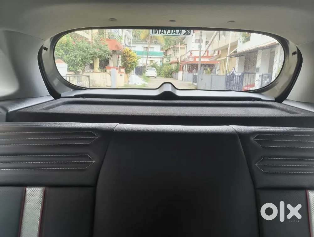 2024 Maruti Suzuki Brezza Lxi Petrol Manual  3955 Km  Single Owner