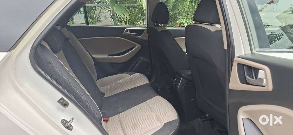 Hyundai Elite I20 Asta Option Cvt, 2019, Petrol