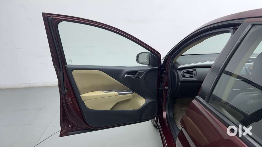 Honda City I-vtec S, 2015, Petrol