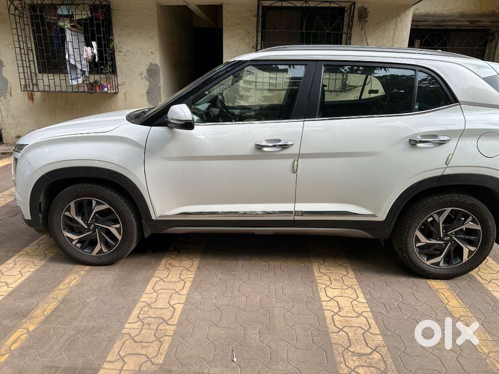 Top End Manual Car In White Color