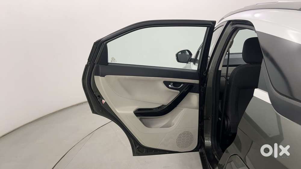 Tata Nexon 1.5 Revotorq Xza Plus S Amt, 2021, Petrol