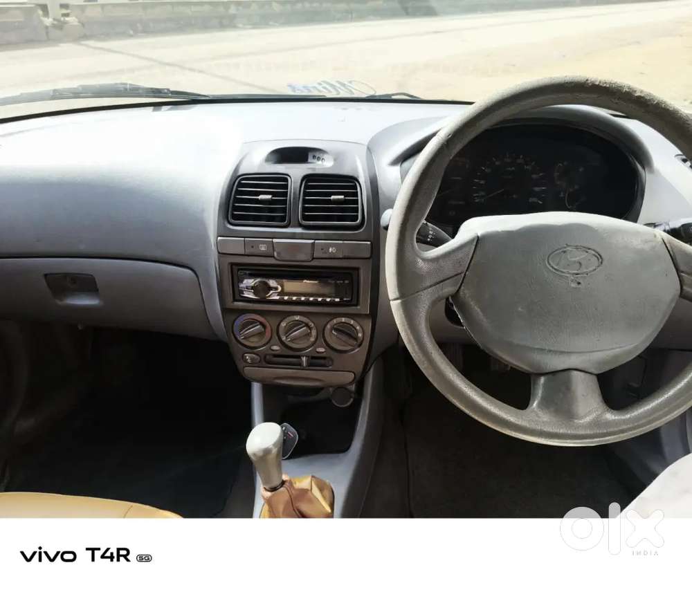 Hyundai Accent Hatchback 2002 Gl Petrol