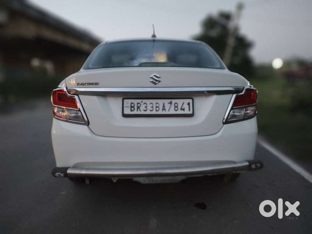 Maruti Suzuki Dzire 1.2 Vxi, 2023, Petrol