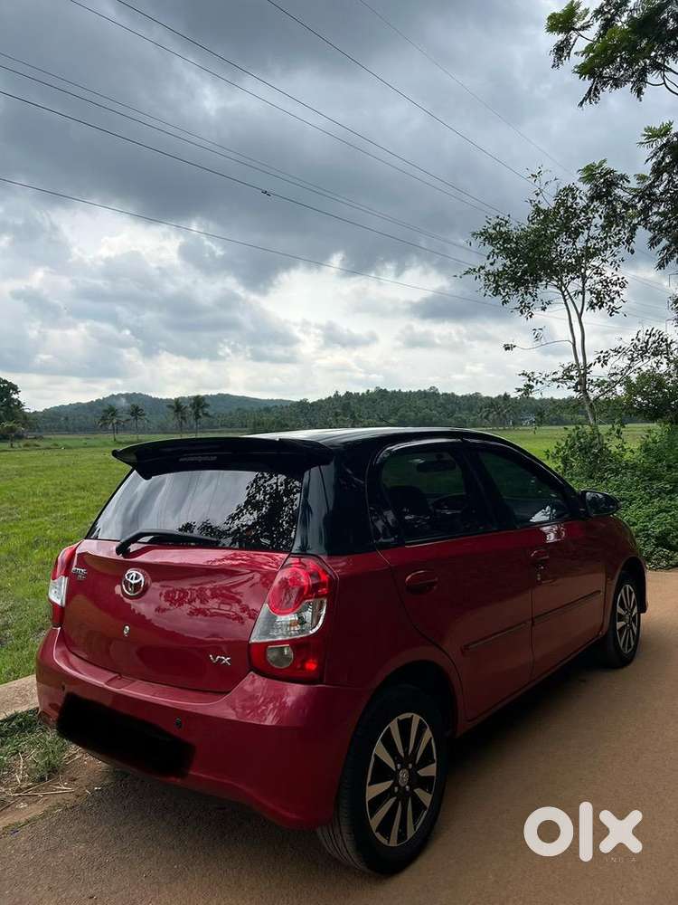 Toyota Etios Liva 2017 Petrol Well Maintained