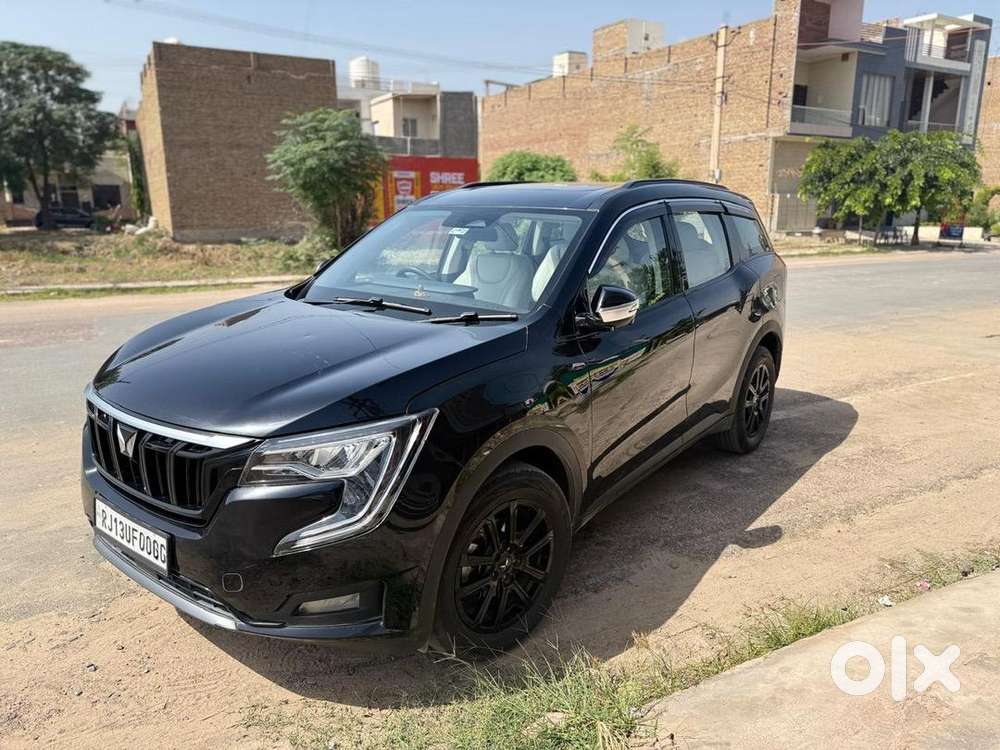 Mahindra Xuv700 2024 Diesel Well Maintained