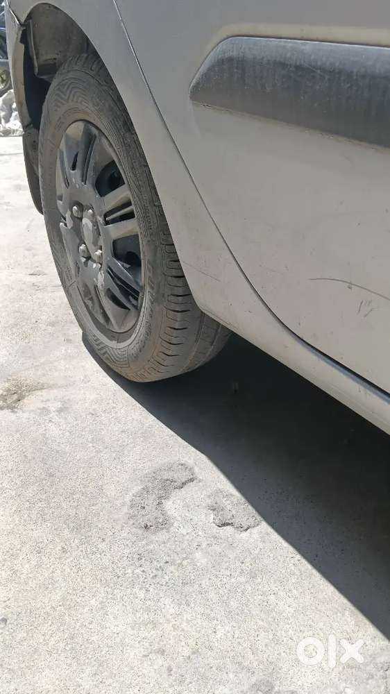 Good Candtion Car Ac Heter Good 70%tayer 2028tak Paas Money Prblam