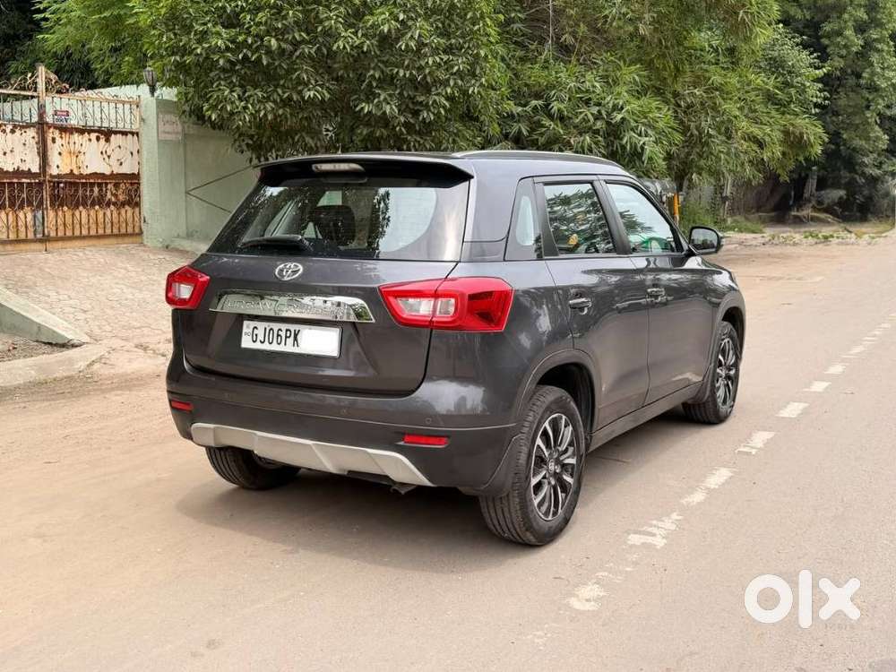 Toyota Urban Cruiser 1.5 Premium Grade At, 2022, Petrol