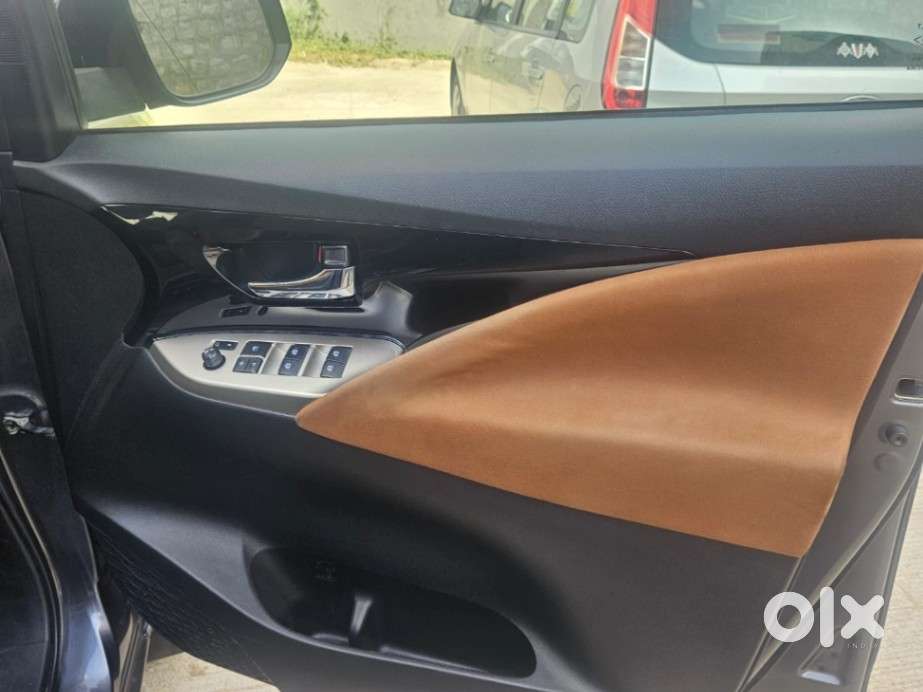 Toyota Innova Crysta 2.4zx Automatic, 2020, Diesel