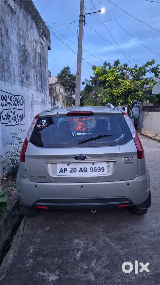 Ford Figo Diesel Zxi 2013