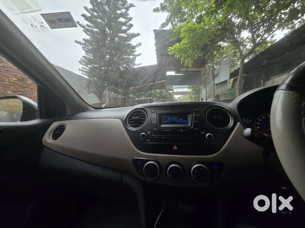 Hyundai Grand I10 Asta 2016 Silver
