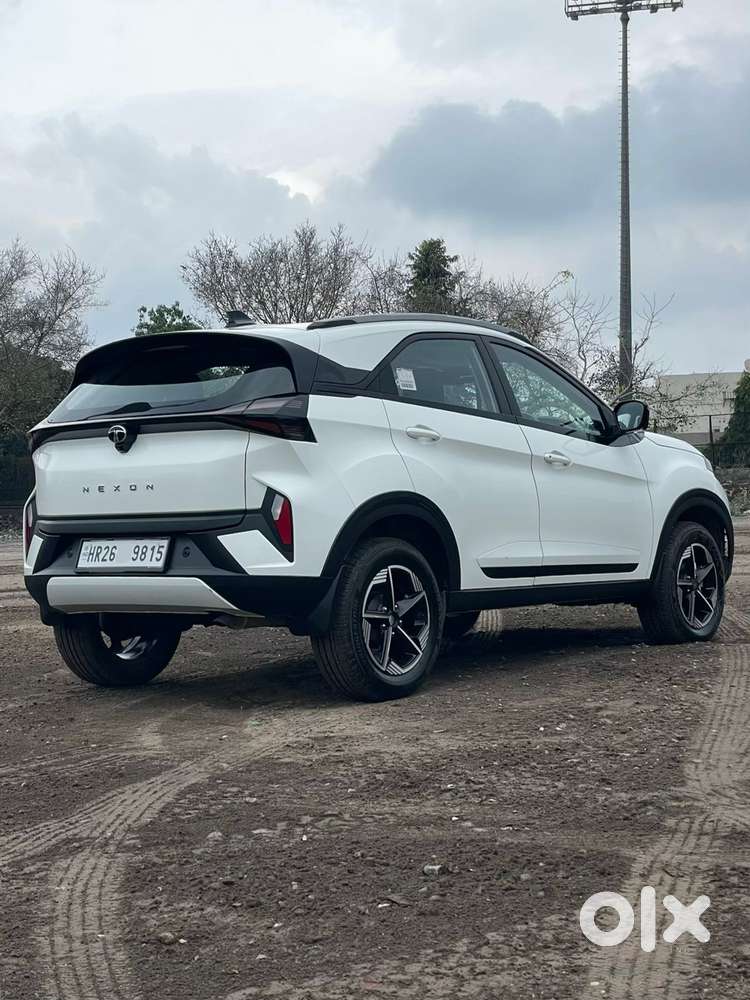 Tata Nexon Creative Plus S 1.2 Revotron Petrol 7dca Dt, 2025, Petrol