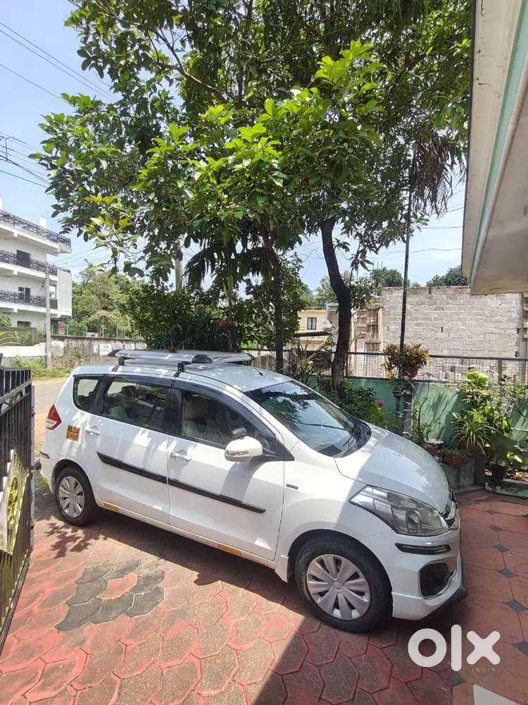 Maruti Suzuki Ertiga Diesel For Sale - White