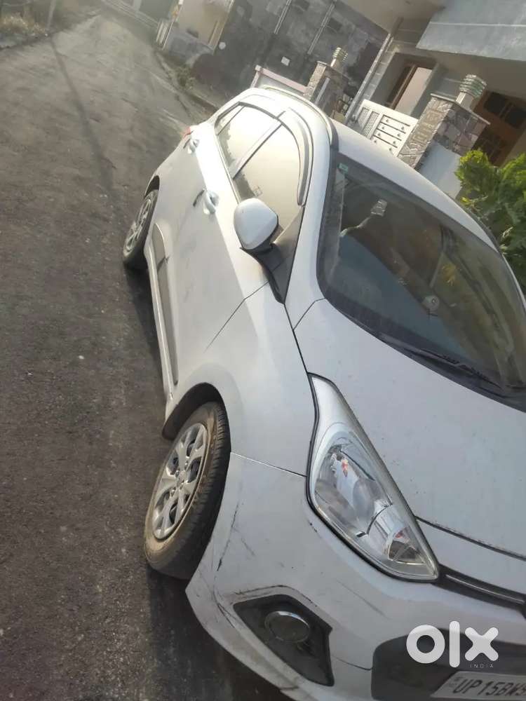 Hyundai Grand I10 2016 Petrol 79500 Km Driven