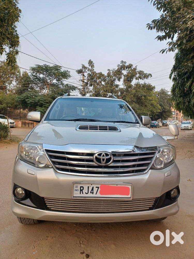 Toyota Fortuner 3.0 4x2 Mt, 2012, Diesel