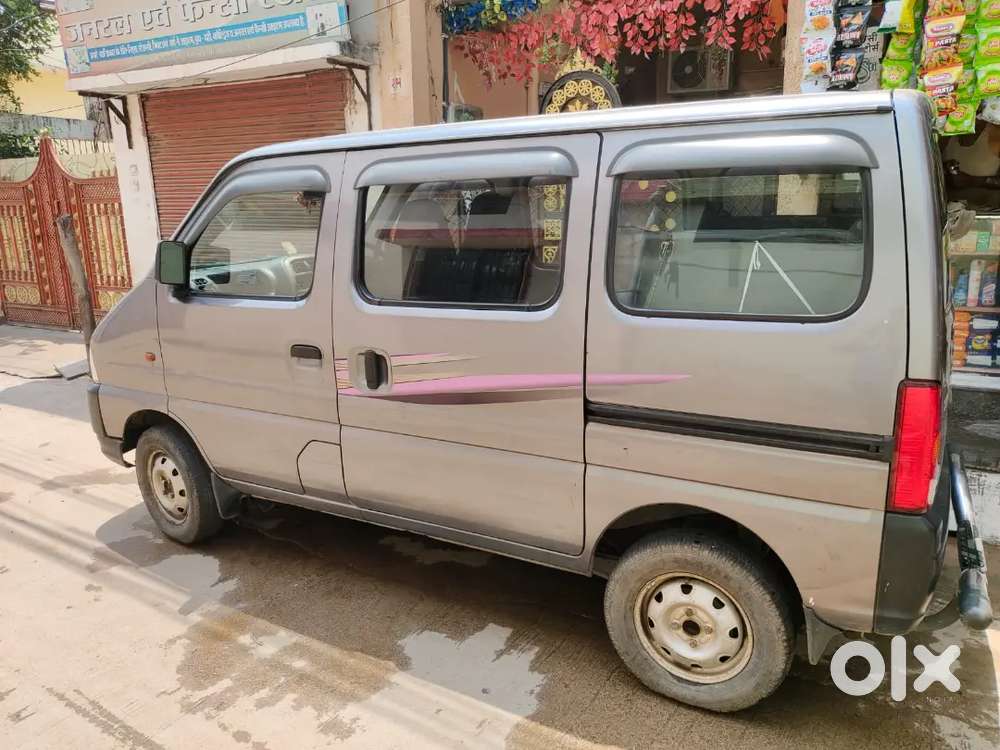 Maruti Suzuki Eeco 2017 Petrol 25500 Km Driven