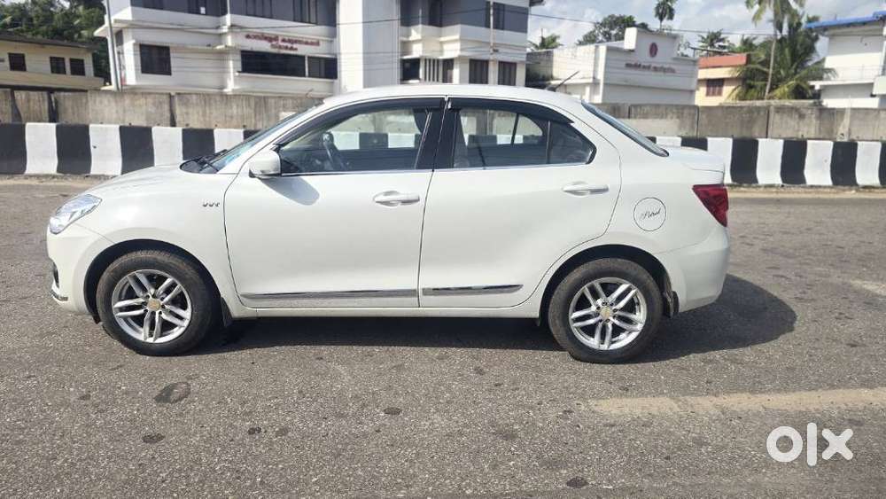 Maruti Suzuki Dzire 1.2 Vxi Amt, 2019