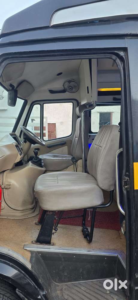 Force Motors Trax Cruiser, 2018, Diesel