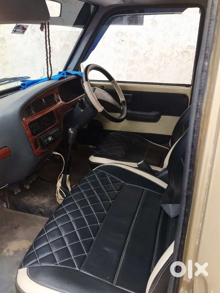 Toyota Qualis 2003 Petrol Well Maintained