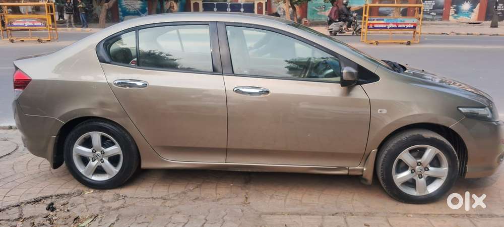 Honda City 2011-2013 V At Exclusive, 2011, Petrol