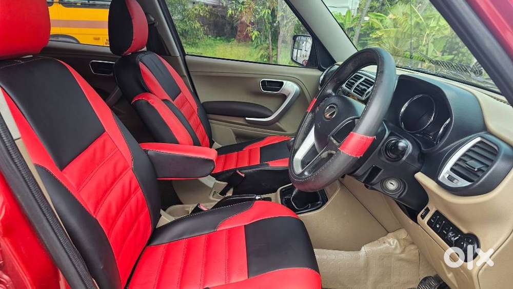Mahindra Tuv 300 Mhawk100 T8, 2016, Diesel