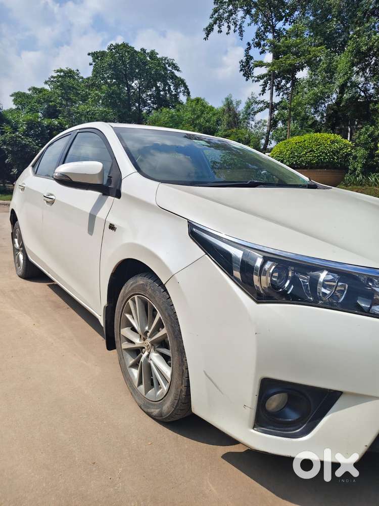Toyota Corolla Altis Gl Mt, 2015, Petrol
