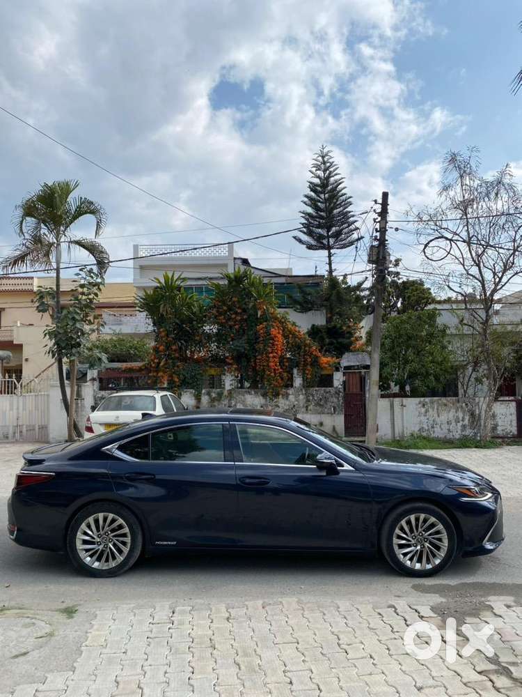 Lexus Es 2019 Petrol Well Maintained
